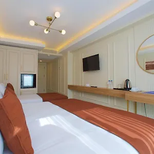 4* Szálloda New Florenta