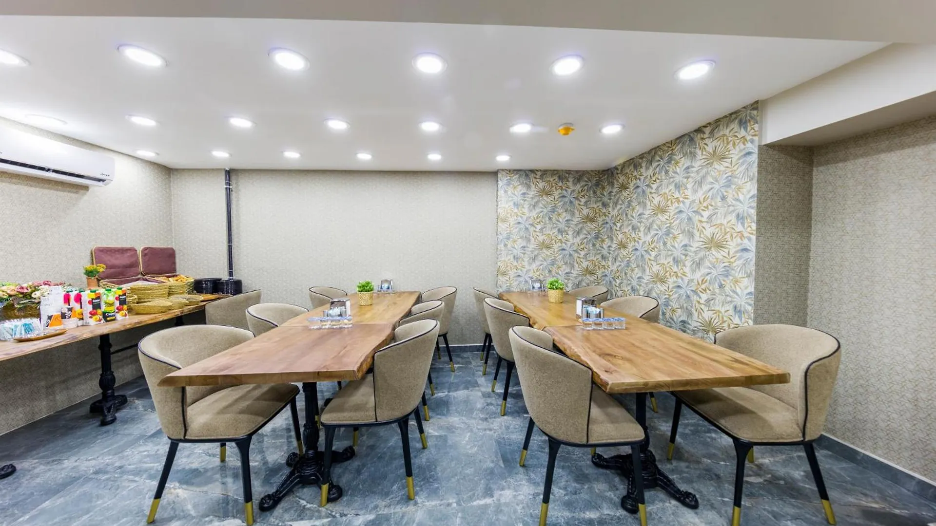 Golden Bazaar Hotel Istanboel