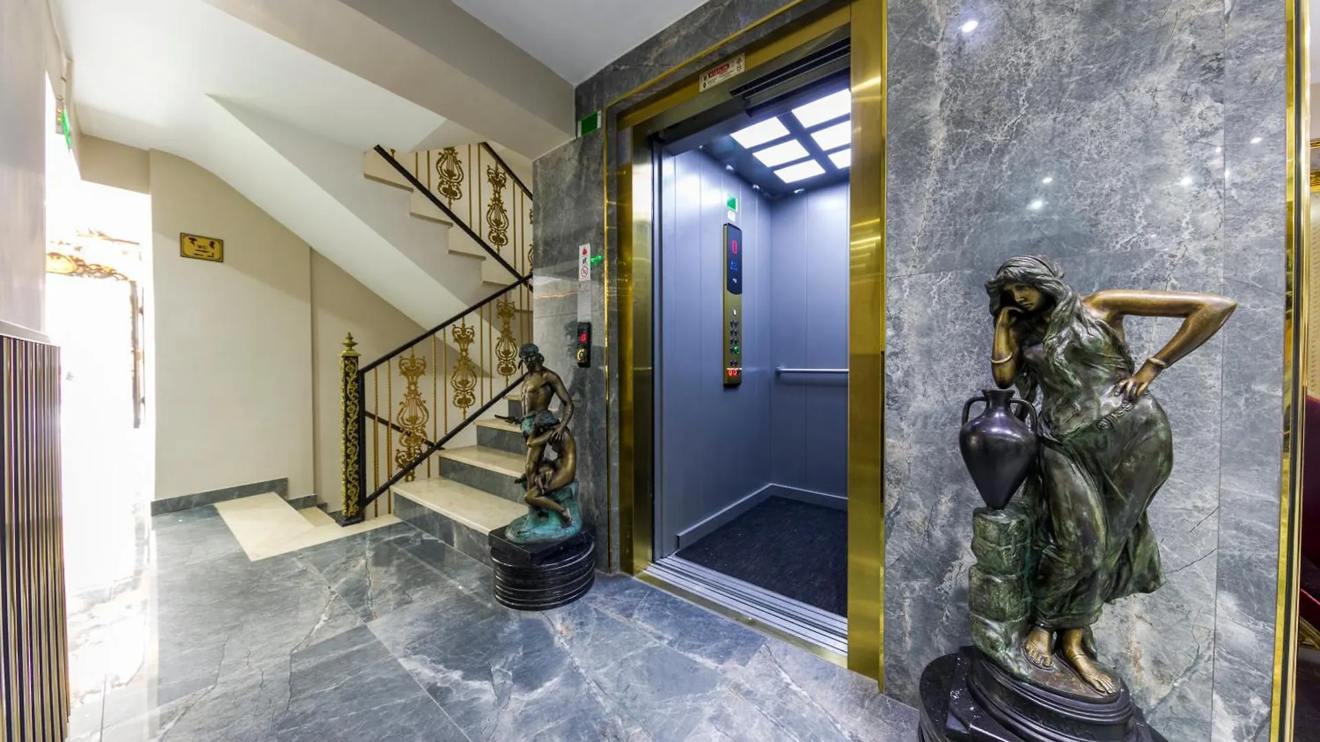 Golden Bazaar Hotel Istanboel