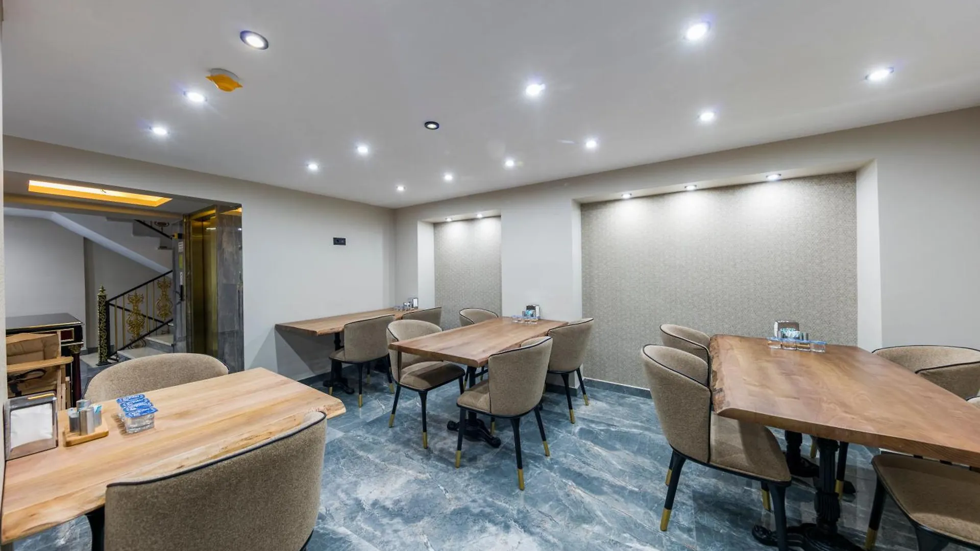 Golden Bazaar Hotel Istanbul 3*,